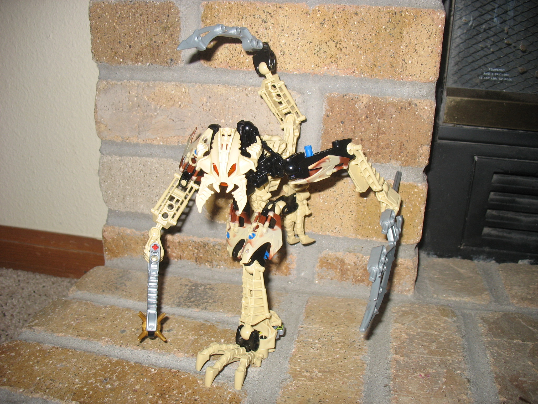 bionicle_creations_013.jpg