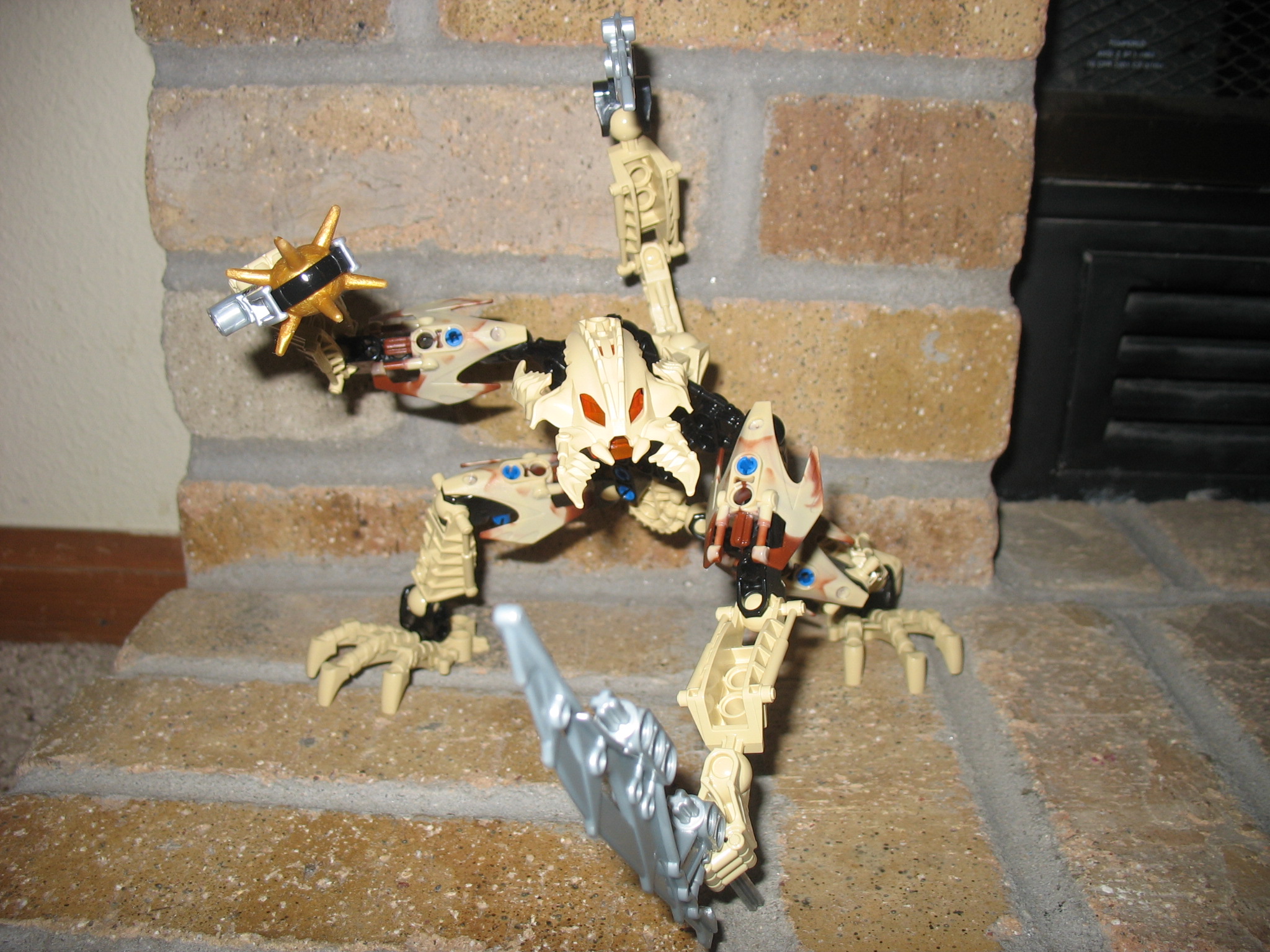 bionicle_creations_017.jpg