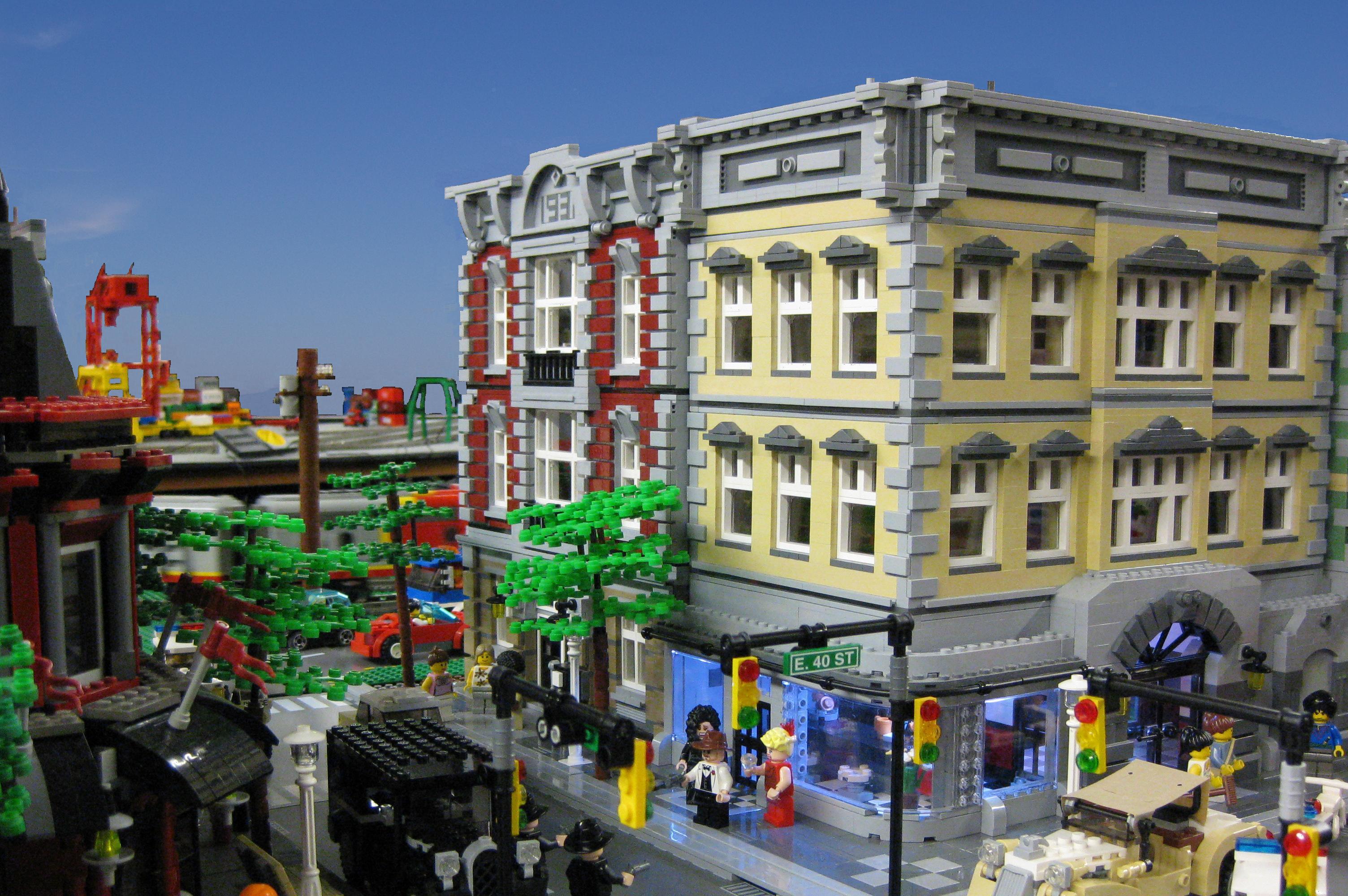 1o2_lego_building_7.jpg