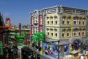 1o2_lego_building_7.jpg