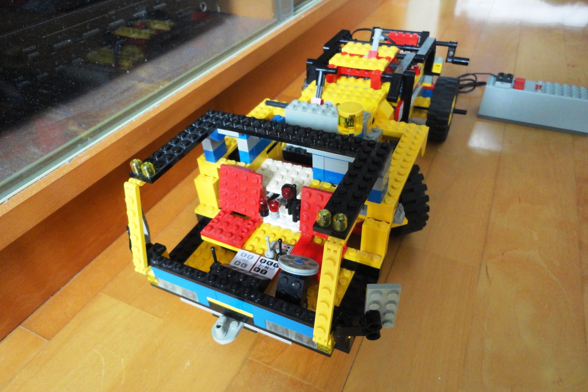 lego4wd_ver8_pic2.jpg