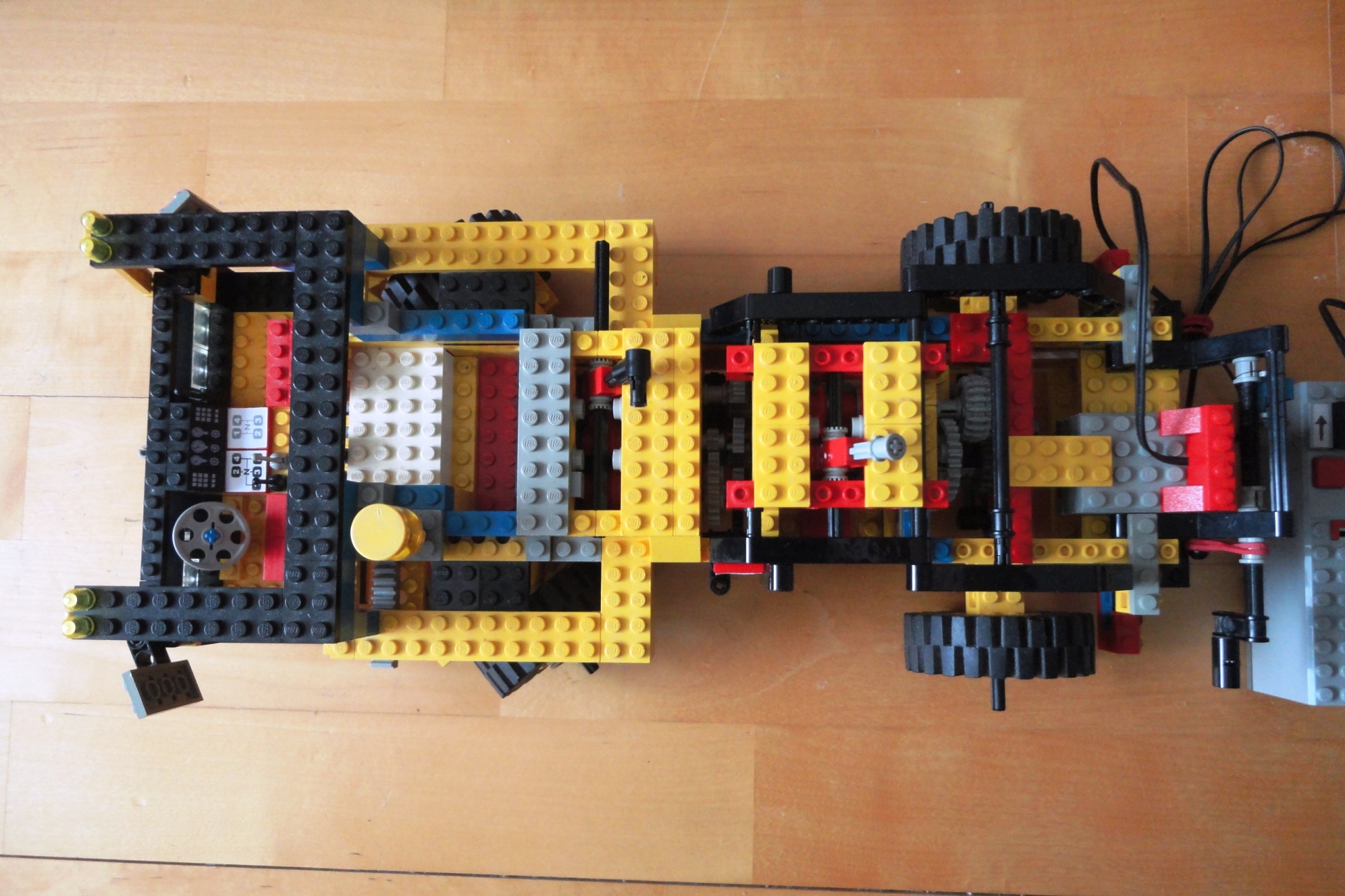 lego4wd_ver8_pic6.jpg