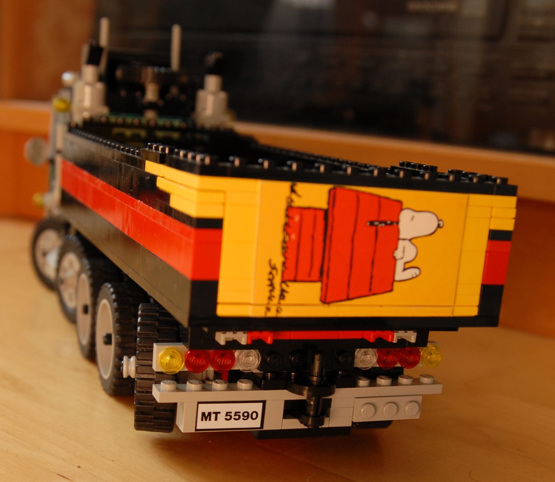 10x4_pic4.jpg