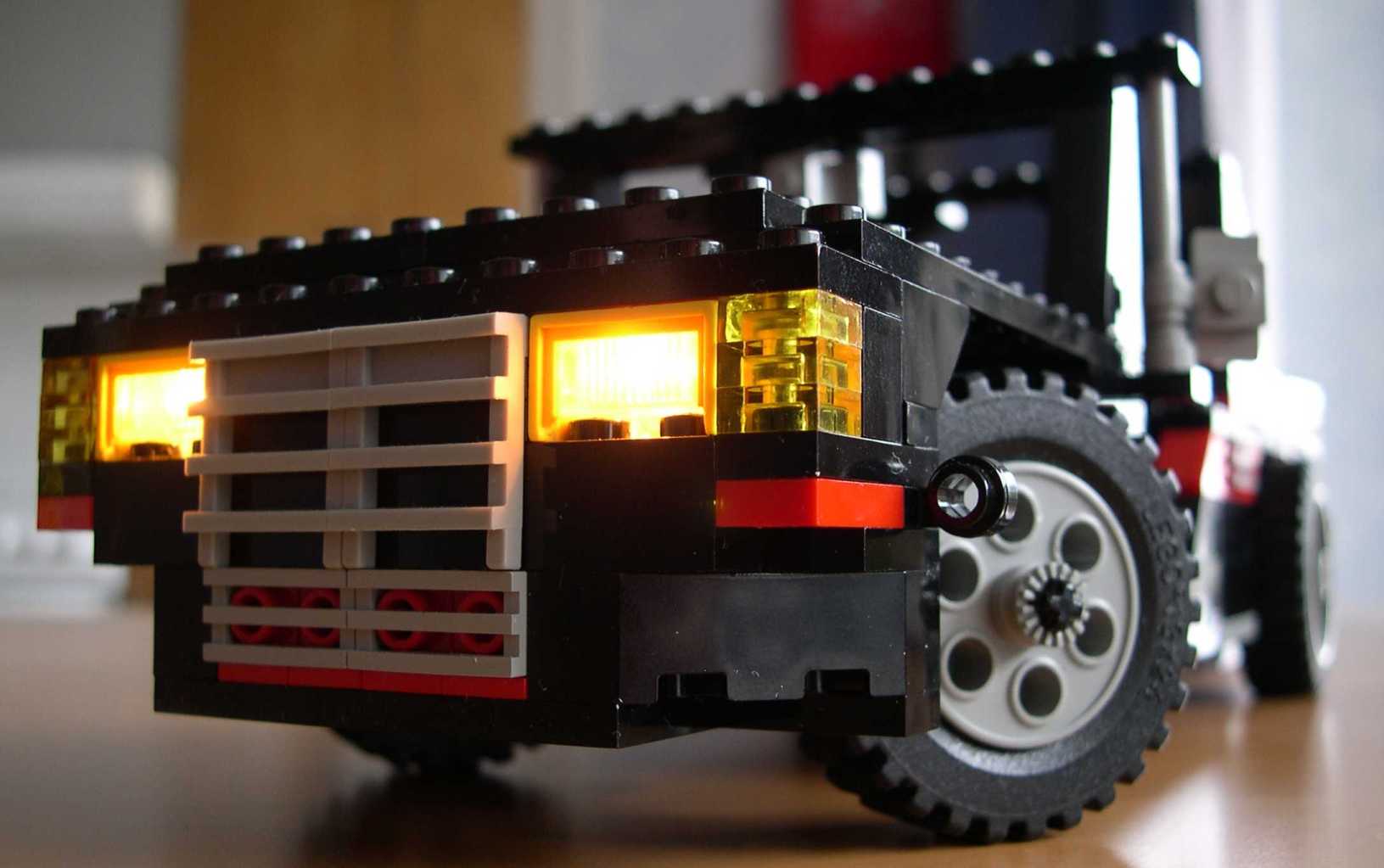 lighted_2_front.jpg