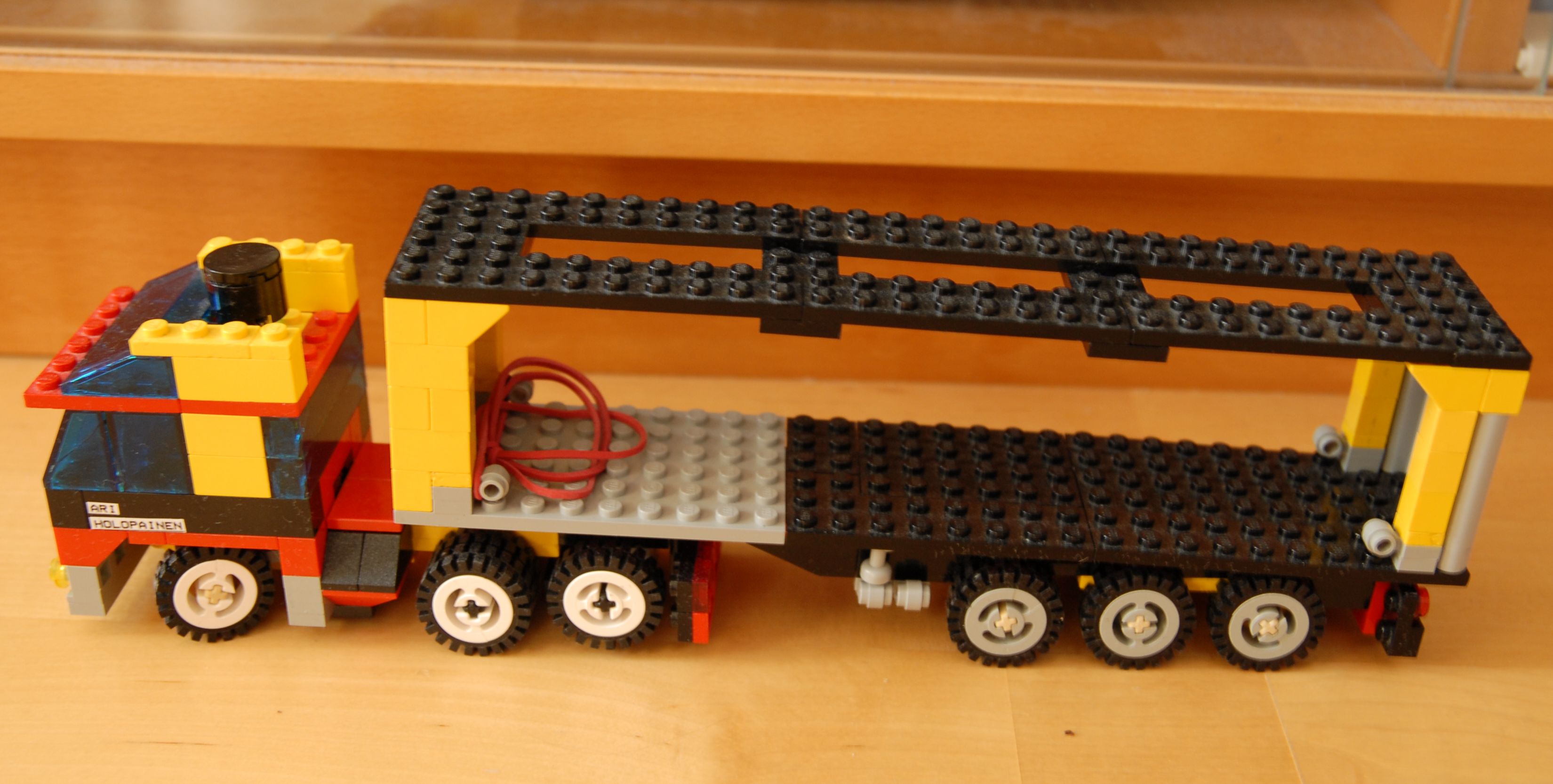 small_pic1.jpg