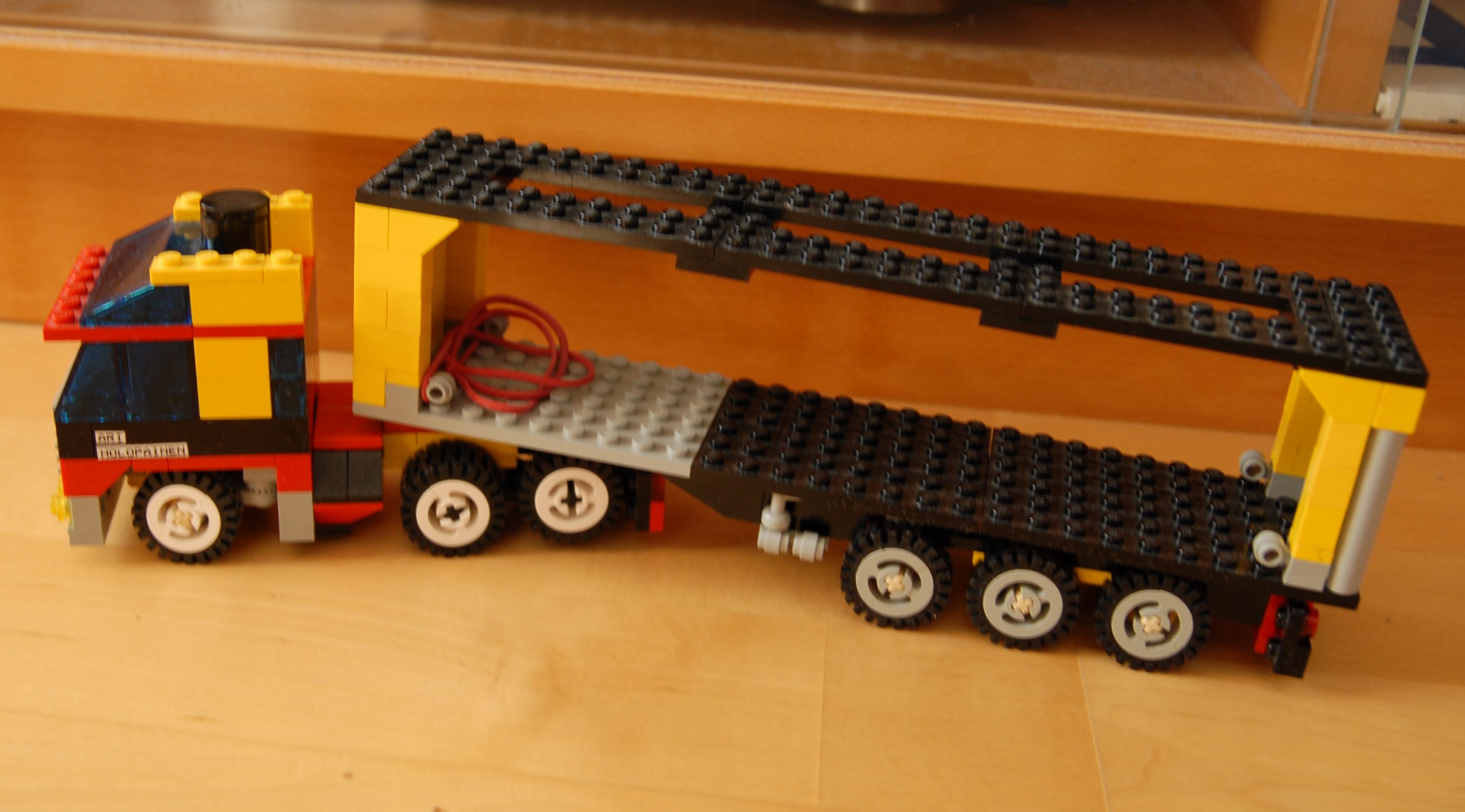 small_pic2.jpg