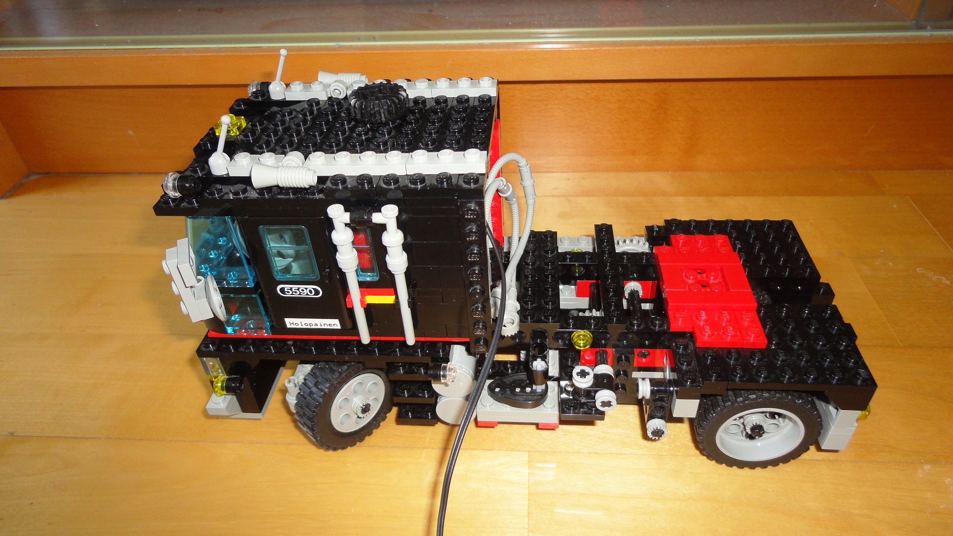 4x2_truck_pic1.jpg