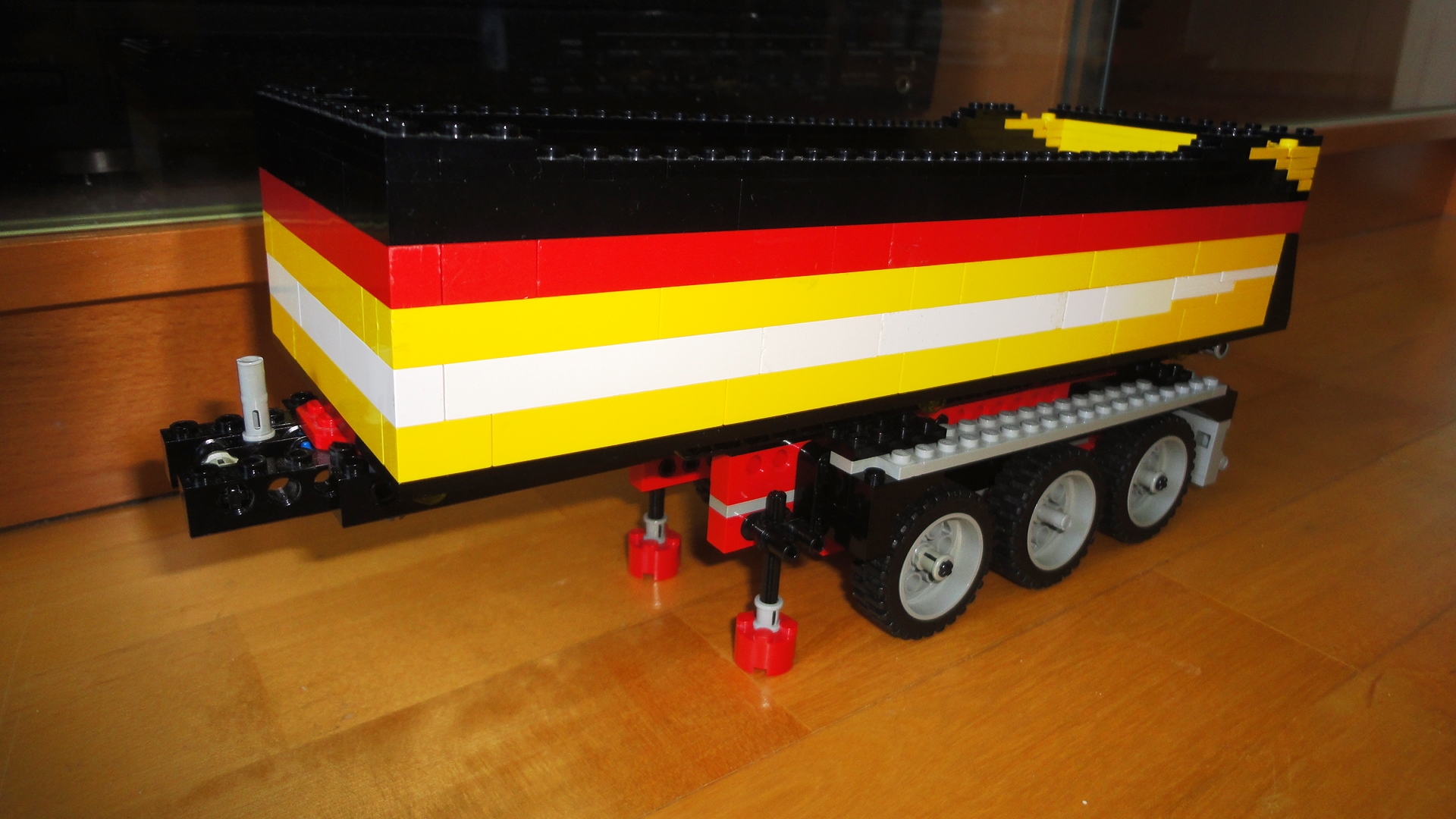semitrailer_pic1.jpg