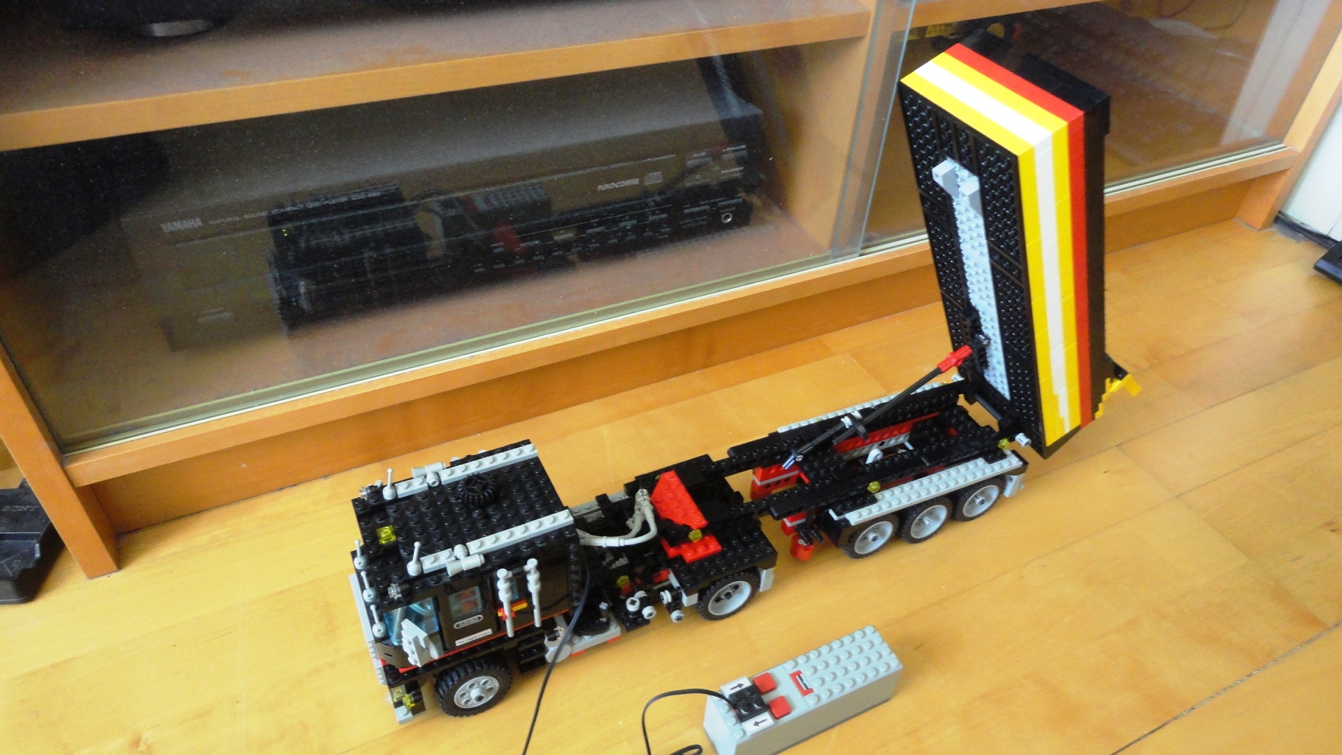 truck_trailer_pic5.jpg