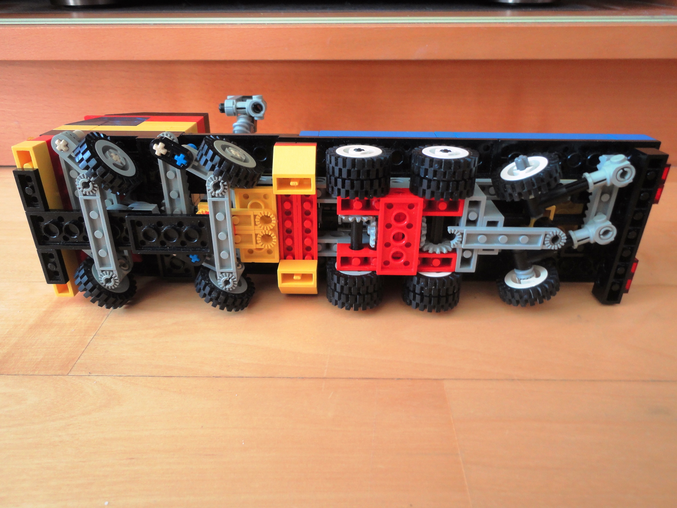lego_small_10x4_pic5.jpg