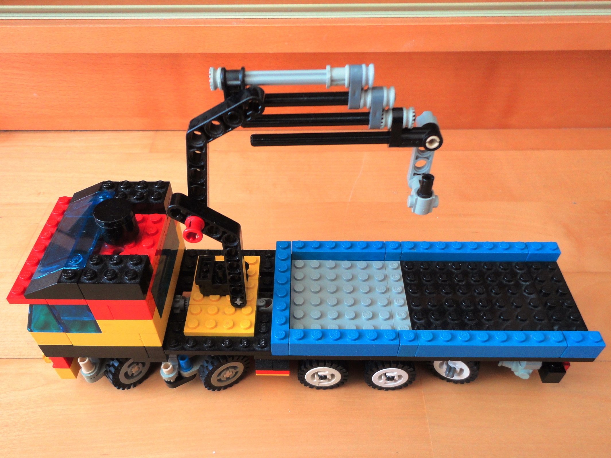 lego_small_10x4_pic6.jpg