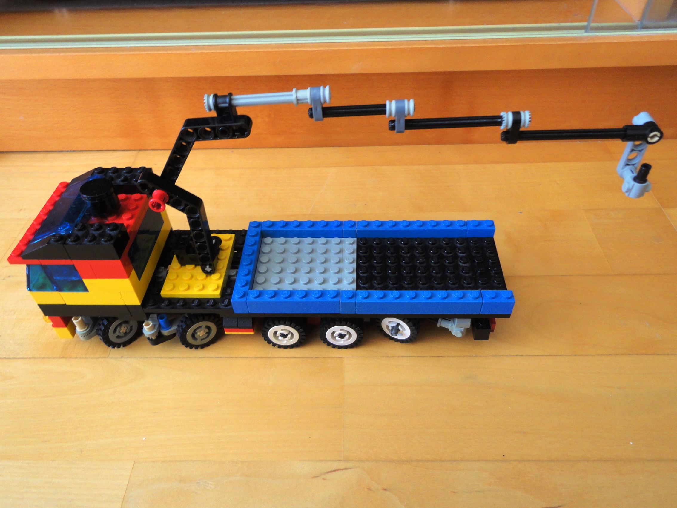 lego_small_10x4_pic7.jpg