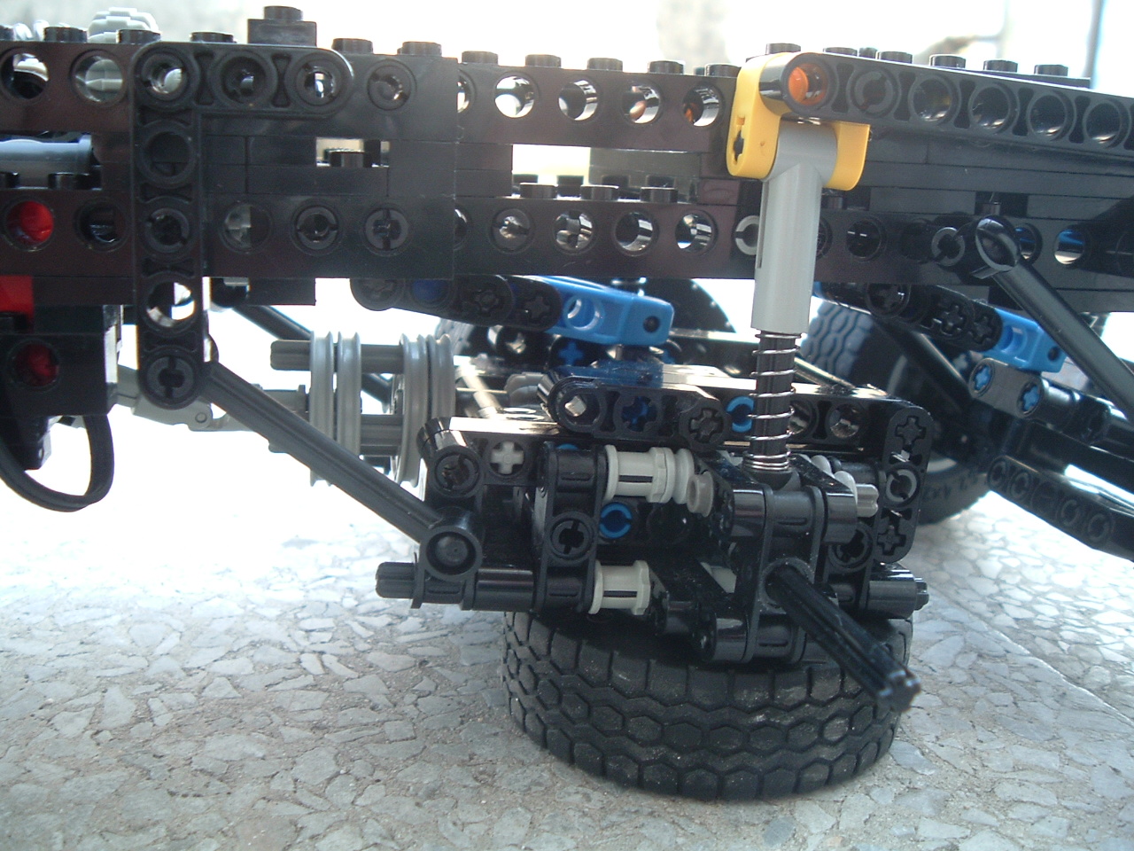 axle_b_03.jpg