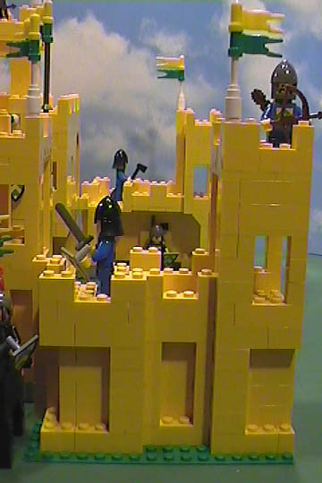 w-yellowcastle-fr02-45.jpg