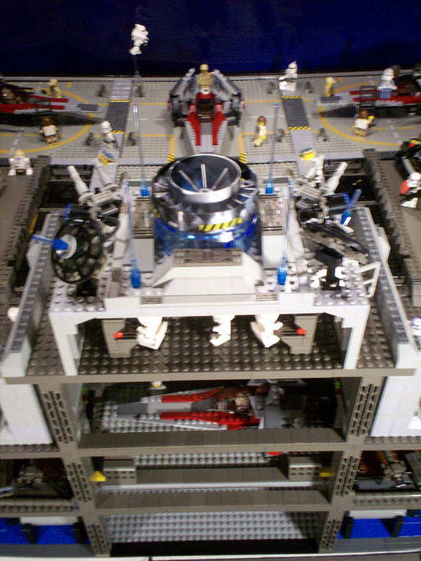 t-republicbase_b08_022.jpg