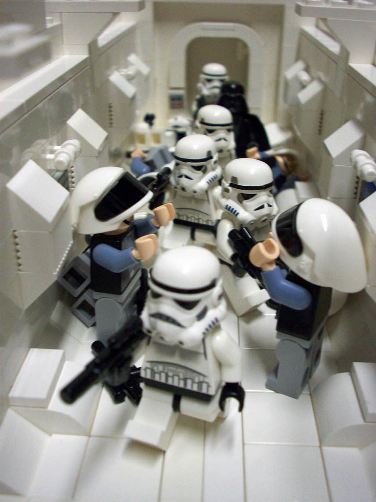 rebelblockaderunner_boarded_a005_104.jpg