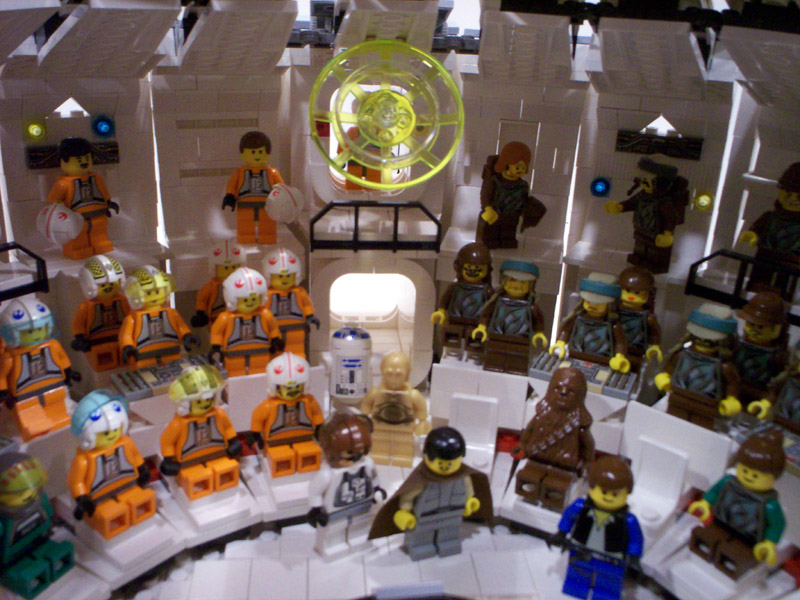 z-rebelbriefing_a04_043.jpg
