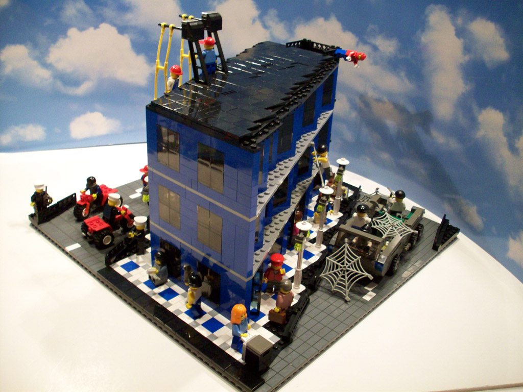 z-bluebuilding_a10_074.jpg