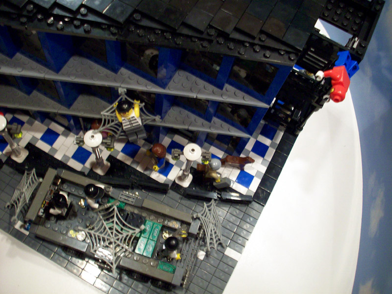 z-bluebuilding_a20_071.jpg