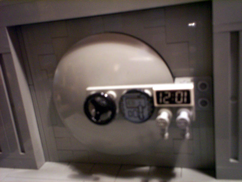 z-trustbankvault_a03.jpg