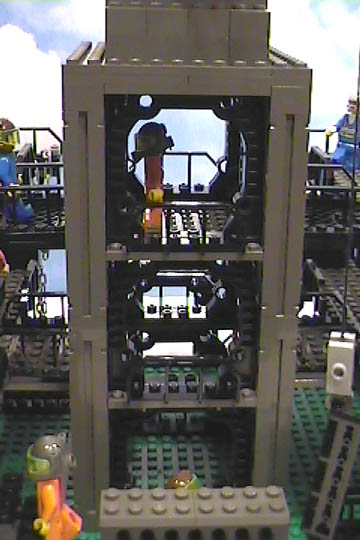 r-underconstruction-z5-05.jpg