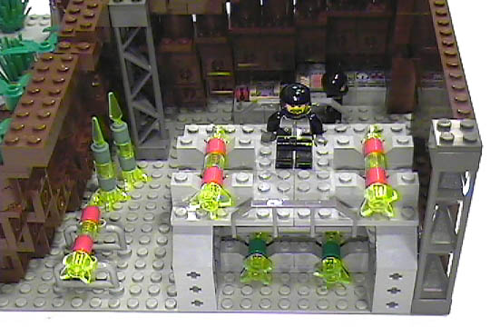 x-smhiddensilo-z4-13.jpg