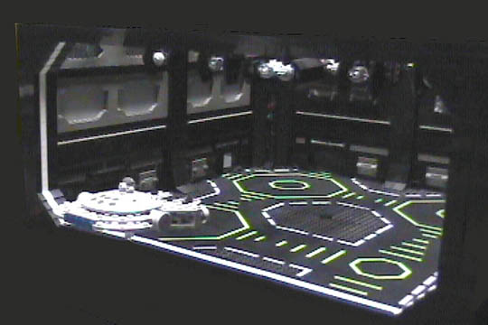 y-dsfalconcapture-acp07.jpg