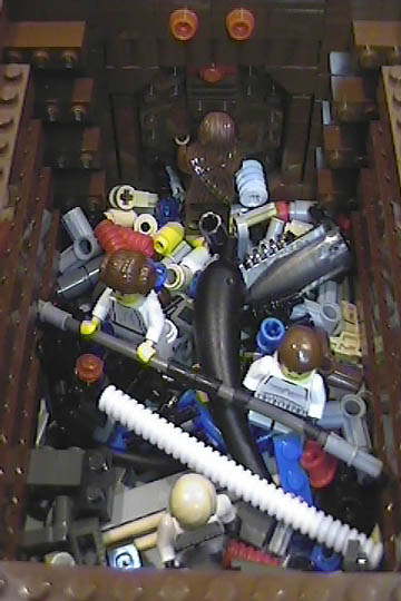 z-trashcompactor-acp03.jpg