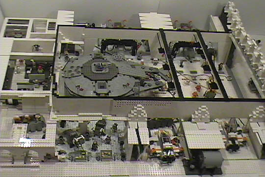 v-echobasemain-a00-01.jpg