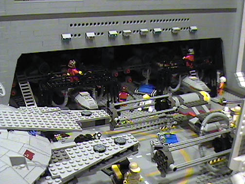 legohangar-rebeltransportbase_a16_042.jpg