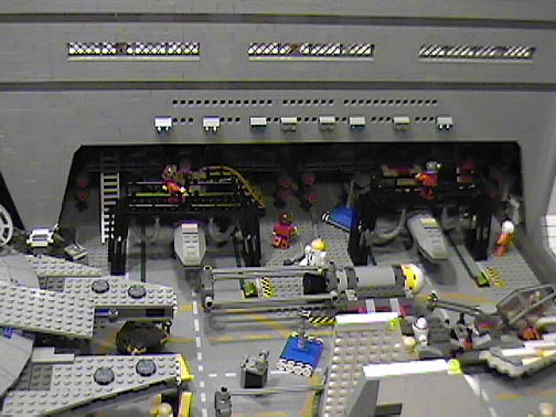 legohangar-rebeltransportbase_b02_005.jpg
