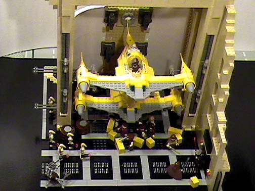 invasion-prototheedhangar_a03_34.jpg