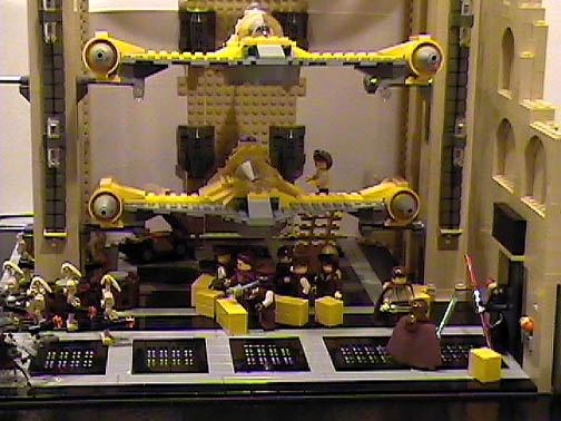 invasion-prototheedhangar_a04_39.jpg