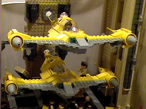 invasion-prototheedhangar_a08_31.jpg