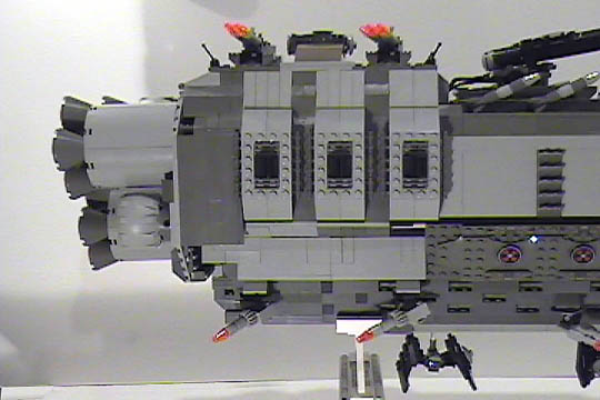 ucs-tbcsneak-u2.jpg
