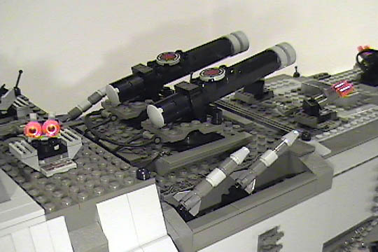 ucs-tbcsneak-w2.jpg