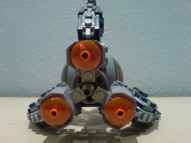 tri-fighter005.jpg