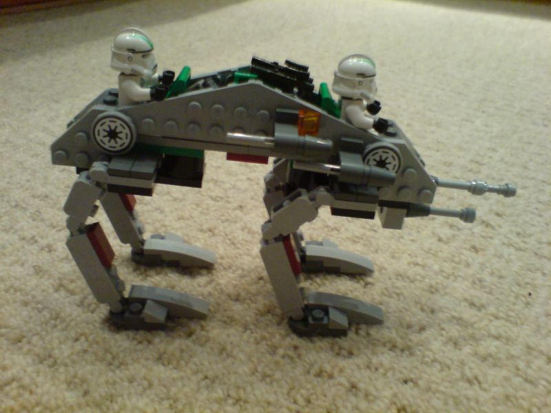 clonewalker001.jpg