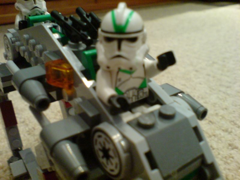 clonewalker002.jpg