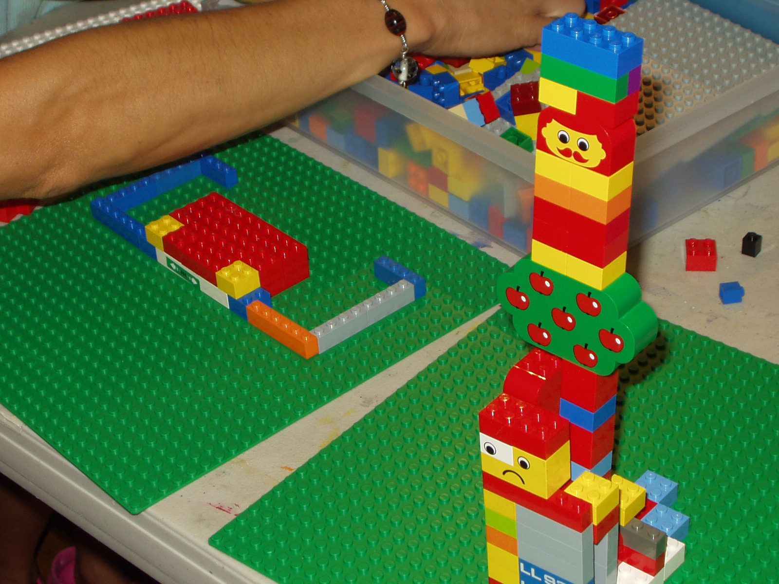 080725blockpartyopenbuild7.jpg
