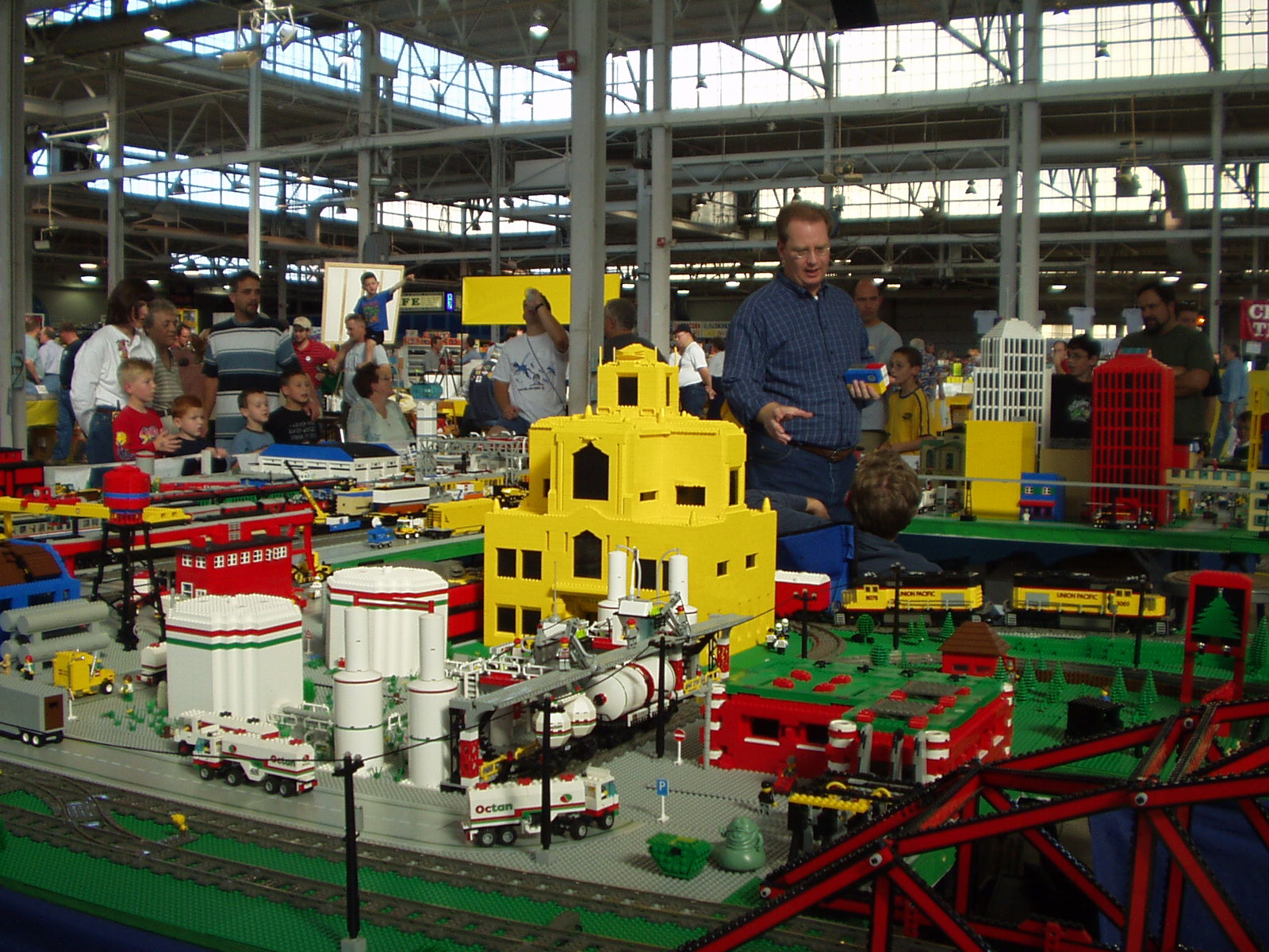 indust01.jpg