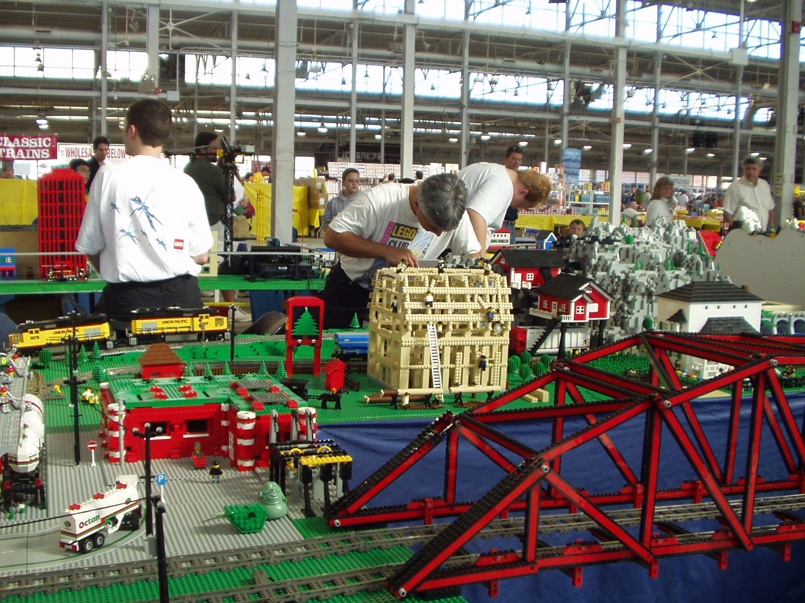 indust02.jpg