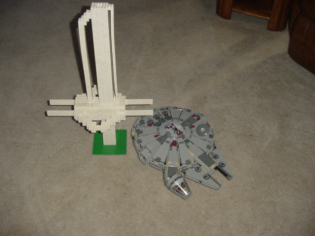 falcon_and_cairo_station.jpg