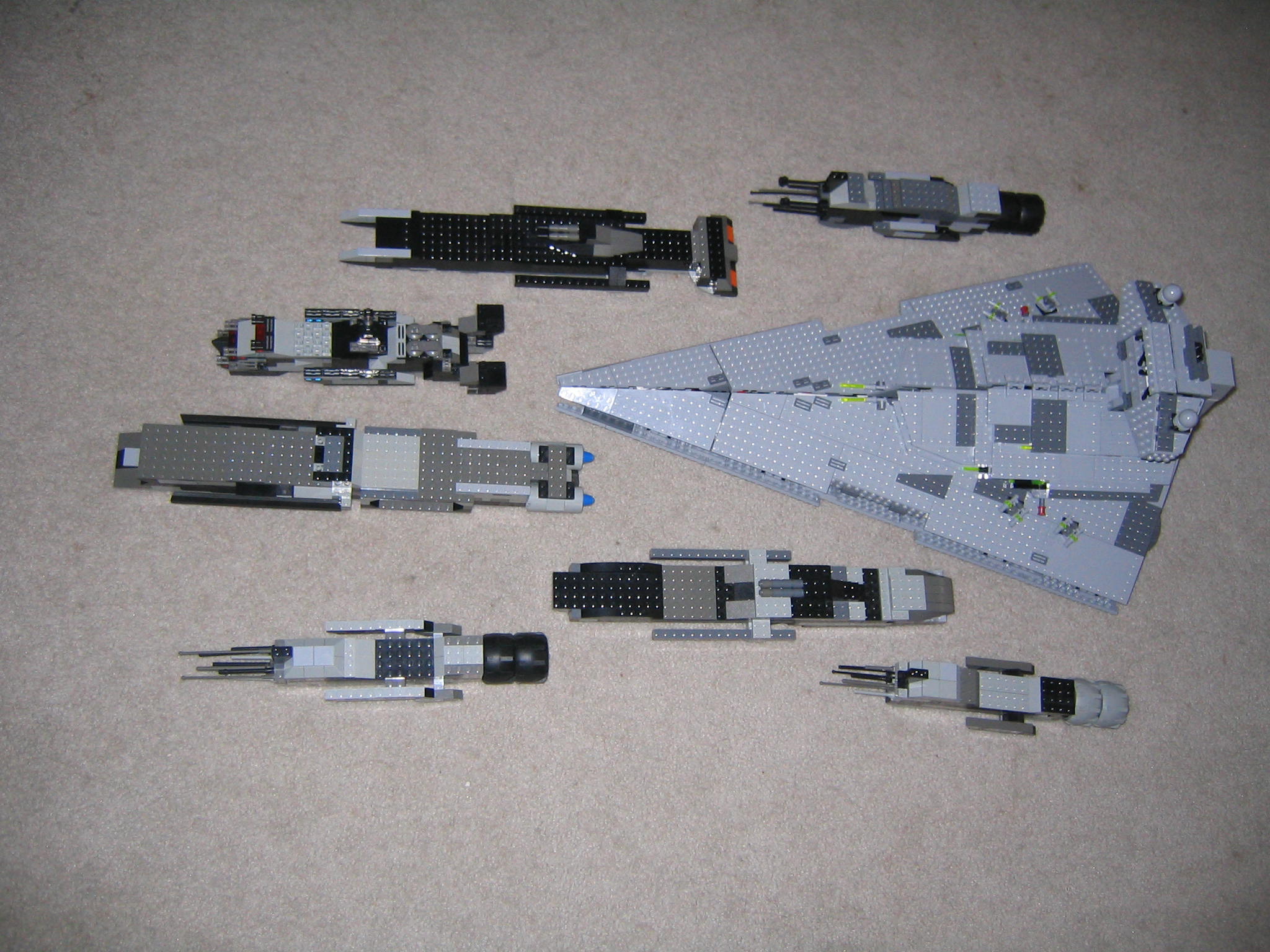 star_destroyer_under_escort.jpg