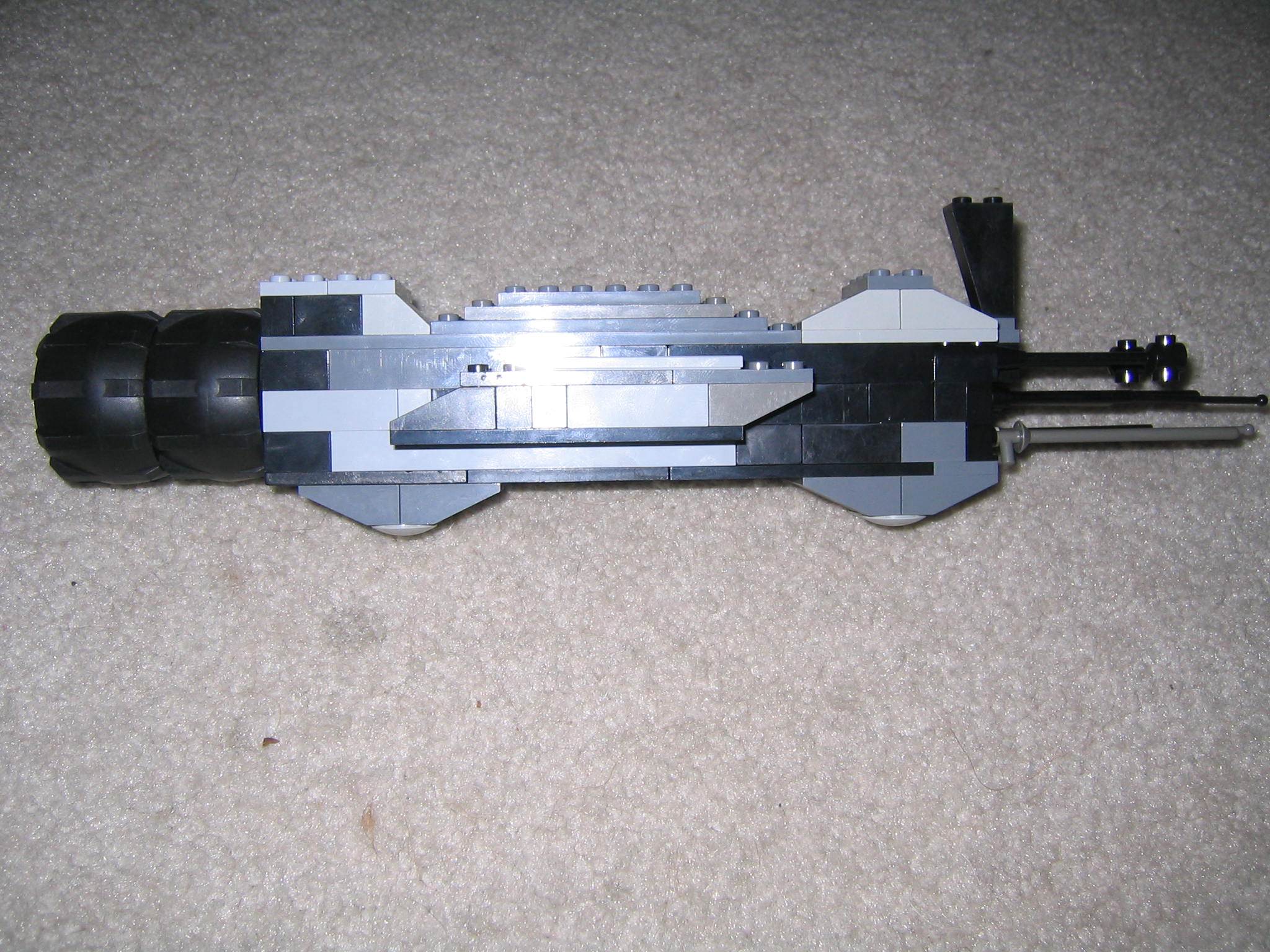 extra_medical_bays_in_hump.jpg