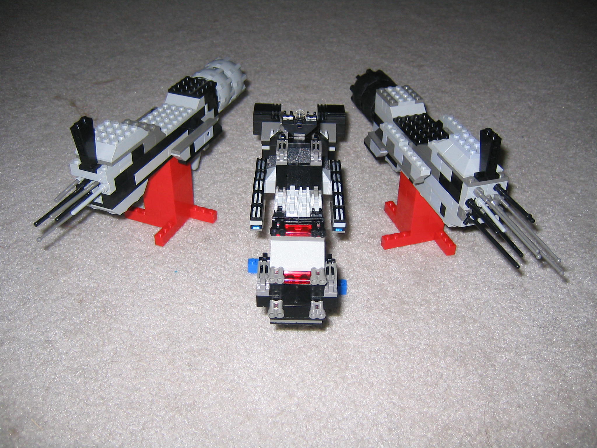 1_aliens_fleet.jpg
