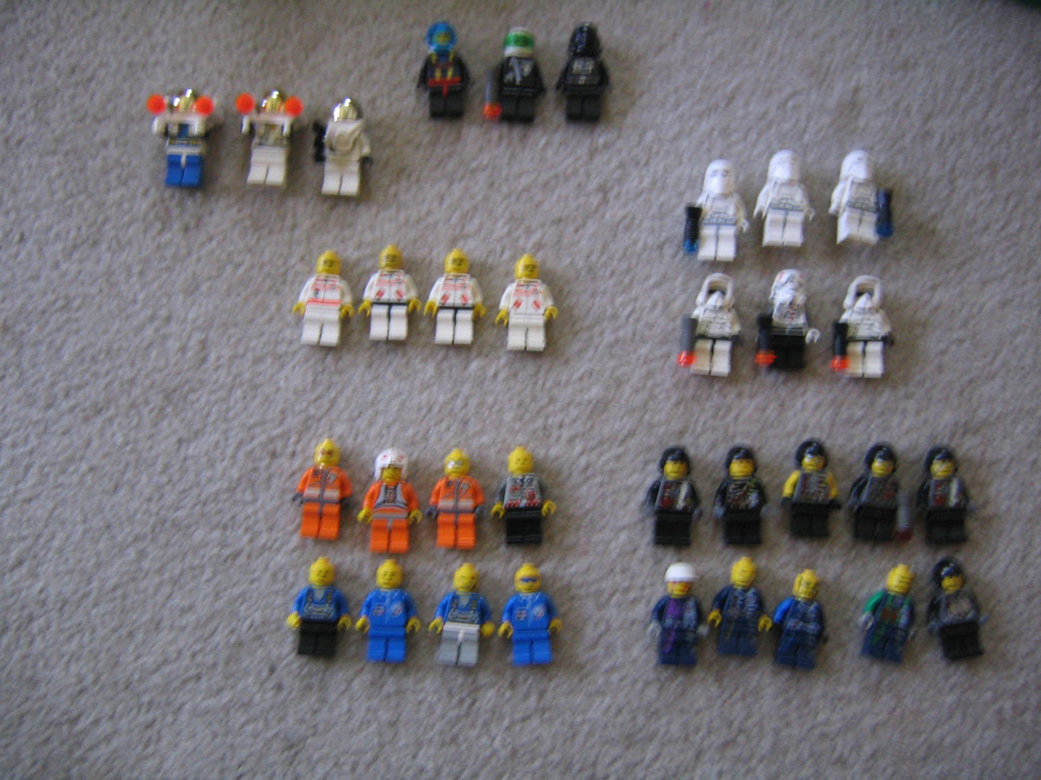 moon_base_crew.jpg
