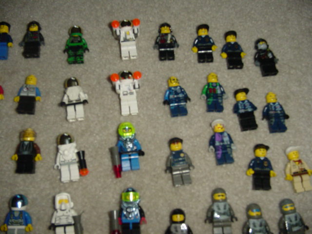 minifigs3.jpg