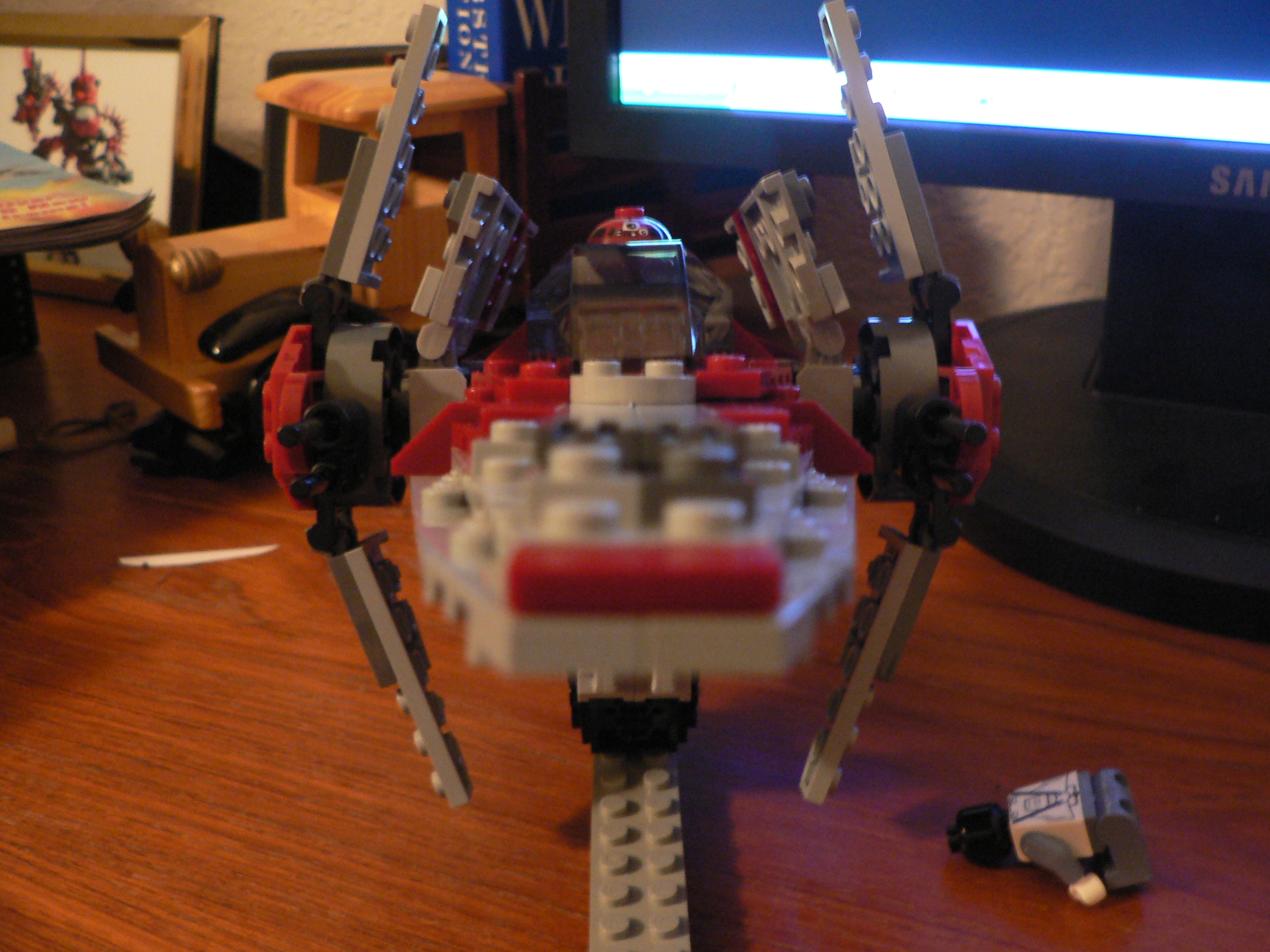v-wing_front.jpg