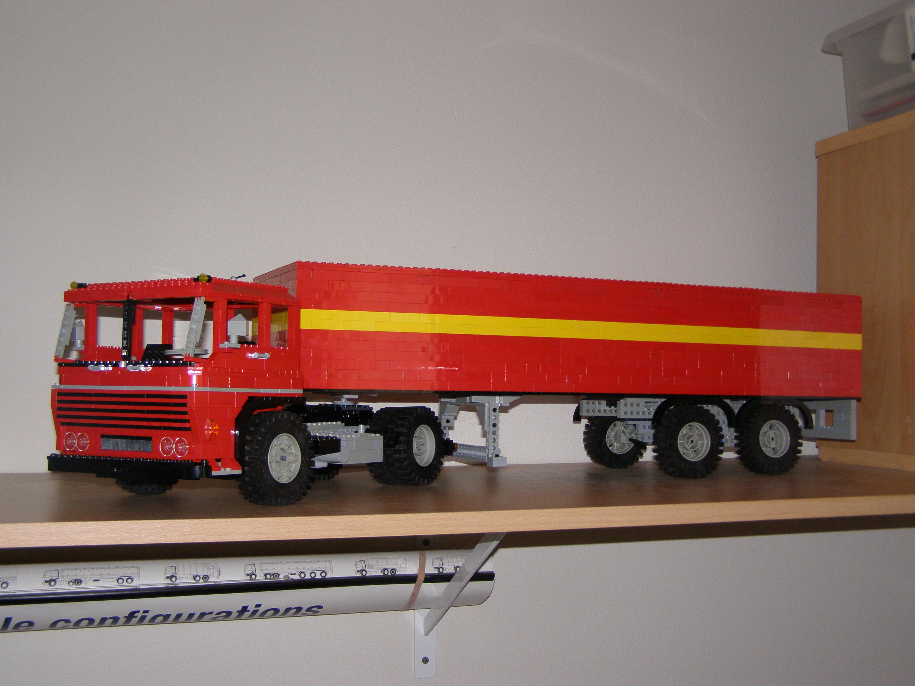 daf_2600_daf_eurotrailer.jpg